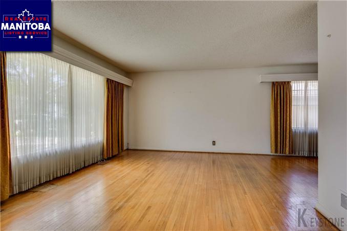 Property 71 Fidler Avenue img1