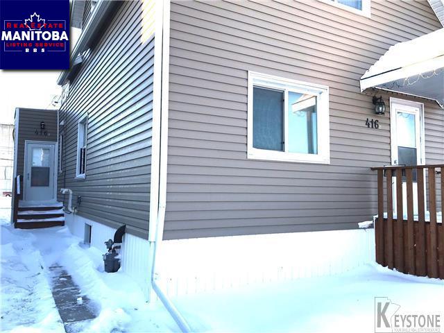 Property 416 Dufferin Ave img1