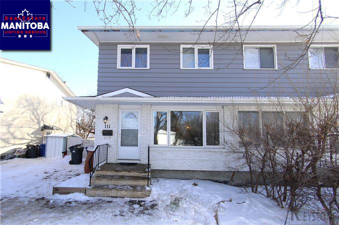 Property 111 Dellwood Cr Main image