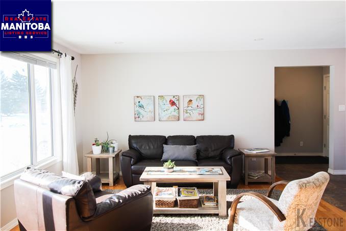 Property 1419 Ravelston Ave img1