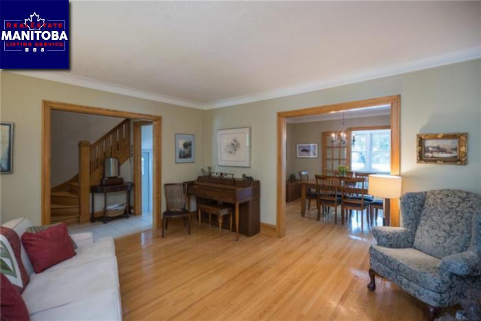 Property 461 Kingston Cr img1