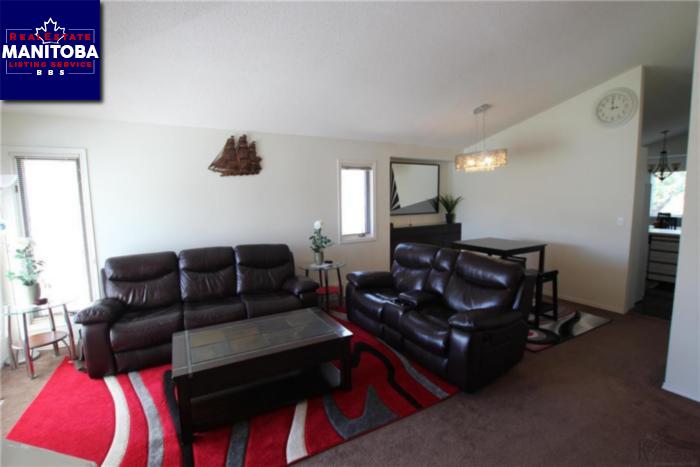 Property 127 Meadowbank Rd img1
