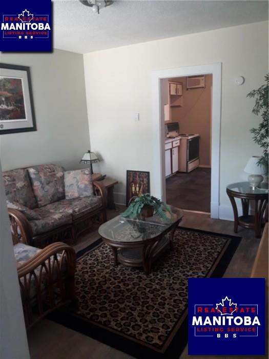 Property 1170 Ashburn St img1