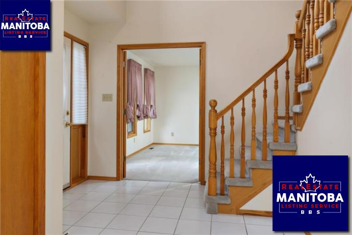 Property 205 Marlton Cr img1