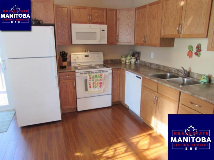Property 326 Edelweiss Cr img1
